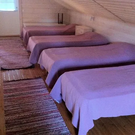 Villa Lumia, Lomamoekki Levillae