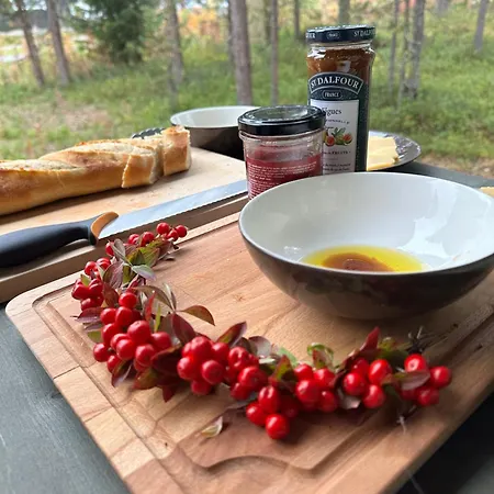 Lumia, Lomamoekki Levillae Villa